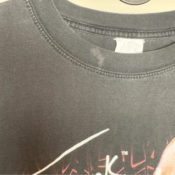 Vintage Y2K WWF The Rock Tshirt - Picture 3 of 14